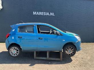 Vrakbiler auto Mitsubishi Space-star Space Star (A0), Hatchback, 2012 1.0 12V 2014/7