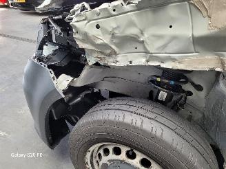 Volkswagen Caddy maxi 2.0 TDi 102-PK Bestelwagen Airco picture 8