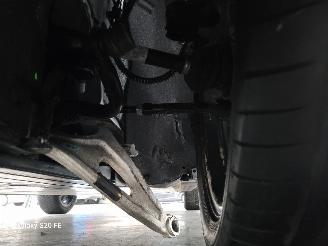 Kia EV3 150-KW 81.4kwh Automaat Panoramadak picture 16