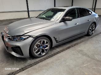 krockskadad bil auto BMW i4 e-Drive M50 400-KW 83.9kwh Automaat M-Sport 2023/6
