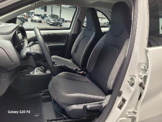 Toyota Aygo X 1.0 VVT-i 53-KW 5-Bak Play 5drs Airco picture 15