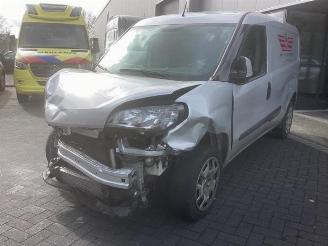 Vrakbiler auto Fiat Doblo Doblo (263), MPV, 2010 / 2023 1.6 D Multijet 2022/5