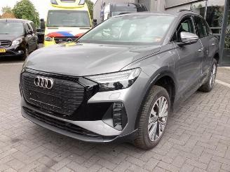 krockskadad bil auto Audi Q4 Q4 (F4B), SUV, 2021 45 e-tron quattro 82 kWh 2024/12
