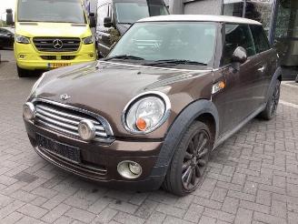 skadebil auto Mini Cooper Mini (R56), Hatchback, 2006 / 2013 1.6 16V Cooper 2009/10