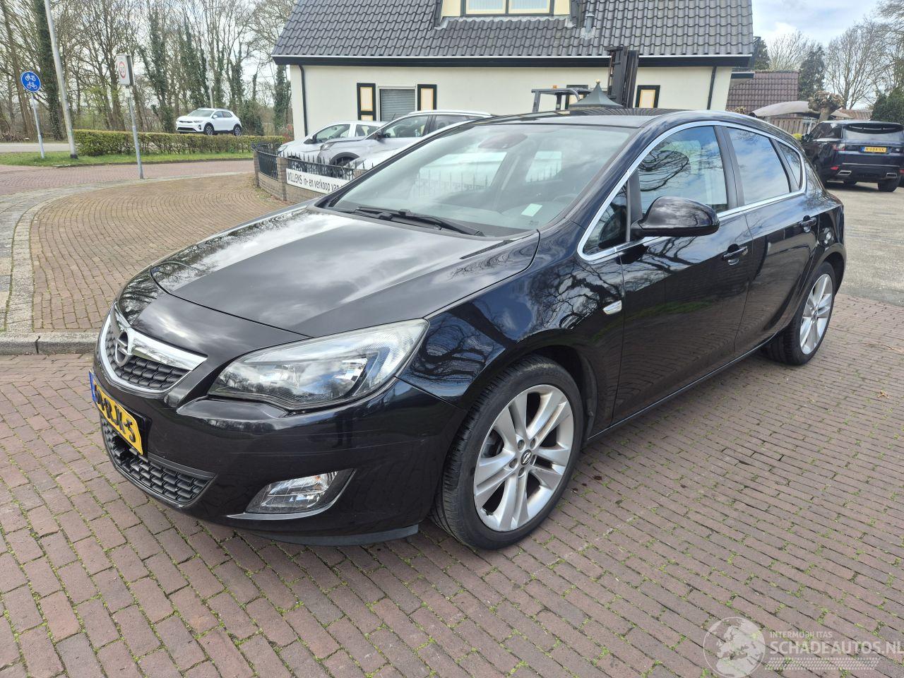 Opel Astra 1.4 Turbo Sport