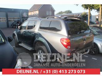 uszkodzony samochody osobowe Mitsubishi L-200 L-200 (KA/KB), Pick-up, 2005 / 2015 2.5 DI-D 4x4 2007