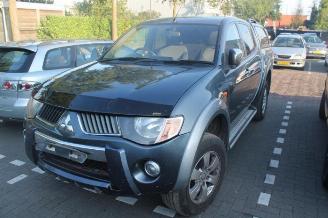 Mitsubishi L-200 L-200 (KA/KB), Pick-up, 2005 / 2015 2.5 DI-D 4x4 picture 3