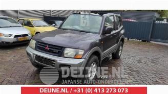Mitsubishi Pajero Pajero Hardtop (V6/7), Terreinwagen, 2000 / 2006 3.2 DI-D 16V picture 1