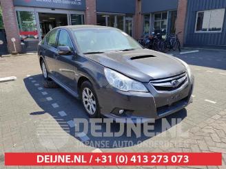 Vrakbiler auto Subaru Legacy Legacy (BL), Sedan, 2003 / 2009 2.0 D 16V 2010/8
