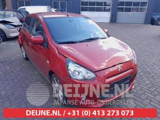 krockskadad bil auto Mitsubishi Space-star Space Star (A0), Hatchback, 2012 1.2 12V 2014/1