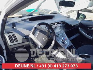 Toyota Prius Prius (ZVW3), Hatchback, 2009 / 2016 1.8 16V picture 15