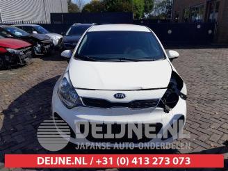 Kia Rio Rio III (UB), Hatchback, 2011 / 2017 1.2 CVVT 16V picture 2