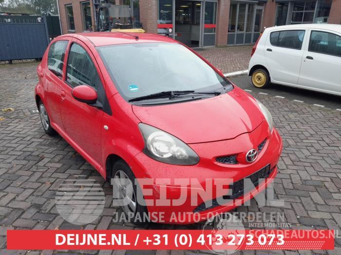 Toyota Aygo Aygo (B10), Hatchback, 2005 / 2014 1.0 12V VVT-i