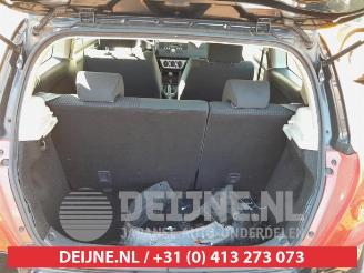 Suzuki Swift Swift (ZA/ZC/ZD1/2/3/9), Hatchback, 2005 / 2015 1.5 VVT 16V picture 16