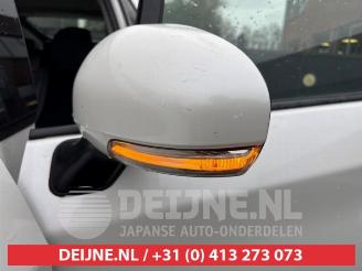 Toyota Prius Prius (ZVW3), Hatchback, 2009 / 2016 1.8 16V picture 27