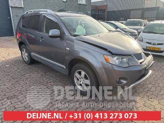 Purkuautot passenger cars Mitsubishi Outlander Outlander (CW), SUV, 2006 / 2012 2.4 16V Mivec 4x2 2010/1