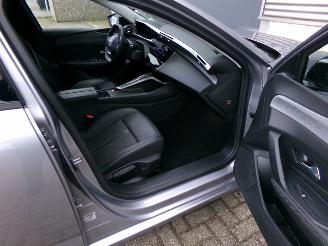 Peugeot 308 SW 1.6 PLUG-IN HYBRID / NAVI / CAMERA / CRUISE picture 11