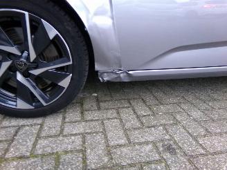 Peugeot 308 SW 1.6 PLUG-IN HYBRID / NAVI / CAMERA / CRUISE picture 4