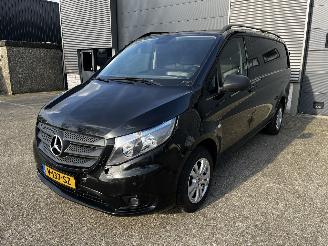 krockskadad bil bedrijf Mercedes Vito 111 CDI LANG / CRUISE / AIRCO / PDC 2018/11