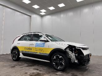 Damaged car Kia Niro DynamicLine 64.8 kWh 2022/8