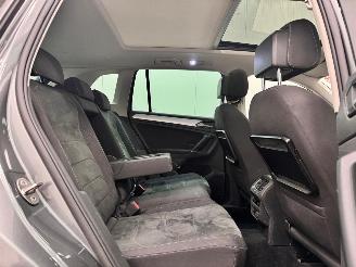 Volkswagen Tiguan 1.4 TSI Pano. Navi Clima picture 13