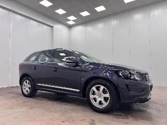uszkodzony samochody osobowe Volvo Xc-60 2.0 T5 Autom. AWD Pano. Navi Clima 2016/7