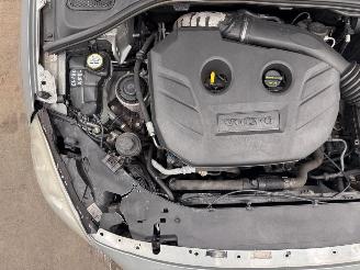 Volvo V-60 2.0T 149kw Autom. Summum Navi Clima picture 15