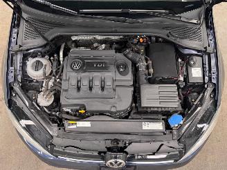 Volkswagen Golf 1.6 TDI 77kw Trendline 5-drs Airco picture 16