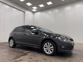 Unfallwagen Volkswagen Golf 1.2 TSI DSG Comfortline 5-drs Clima 2015/1