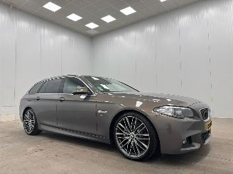 Voiture accidenté BMW 5-serie 520d M-Sport Edition Clima 2016/6