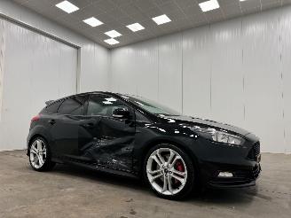 Schadeauto Ford Focus 2.0 ST 5-drs Navi Clima 2017/6