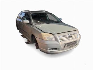 Uttjänta bilar auto Toyota Avensis Avensis Wagon (T25/B1E), Combi, 2003 / 2008 2.0 16V VVT-i D4 2005/1