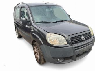 Vrakbiler auto Fiat Doblo Doblo Cargo (223), Van, 2001 / 2010 1.9 JTD Multijet 2008/1