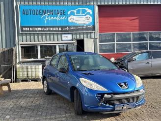 Vrakbiler auto Peugeot 206 206+ (2L/M), Hatchback, 2009 / 2013 1.1 XR,XS 2011/2
