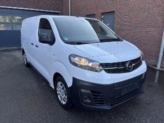 Opel Vivaro-e Edition M 50kWh 3-Sitzer KLIMA AHK SOH 89% picture 2