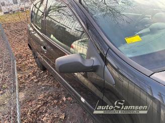Uttjänta bilar auto Renault Clio Clio III (BR/CR), Hatchback, 2005 / 2014 1.4 16V 2008/7
