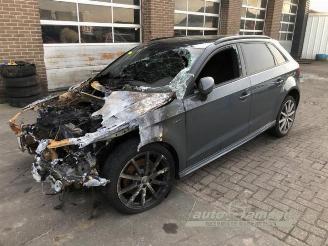 krockskadad bil auto Audi A3 A3 Sportback (8VA/8VF), Hatchback 5-drs, 2012 / 2020 1.4 TFSI 16V e-tron 2018/7