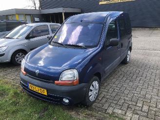 krockskadad bil auto Renault Kangoo  2003/1