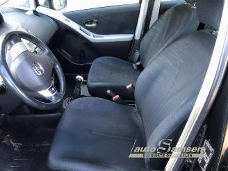 Toyota Yaris Yaris II (P9), Hatchback, 2005 / 2014 1.3 16V VVT-i picture 8
