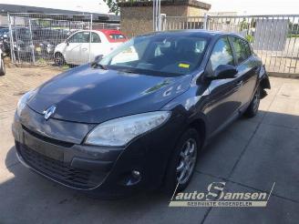Vrakbiler auto Renault Mégane Megane III Berline (BZ), Hatchback 5-drs, 2008 / 2017 1.5 dCi 90 2010/11