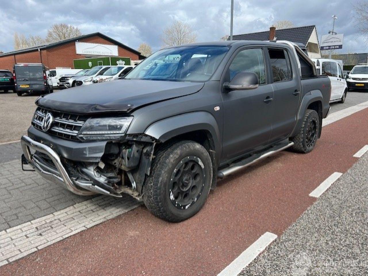 Volkswagen Amarok 3.0 TDI V6 165KW DOUBLE CAB HIGHLINE 4WD AUTOM. KLIMA LEER