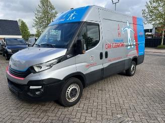 Iveco Daily 35S18 3.0D 132KW HIMATIC AUTOMAAT, AIRCO KLIMA EURO6 picture 1