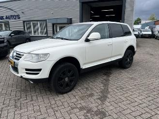 Voiture accidenté Volkswagen Touareg 2.5 TDI 128KW 5DRS  VAN 4WD 4MOTION AIRCO KLIMA 2008/8