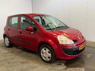 skadebil auto Renault Modus 1.2 16V TCE 100 MPV  Benzine 1.149cc 74kW (101pk) FWD 2008/9