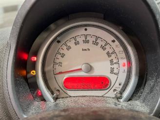 Opel Agila 1.0 12V MPV  Benzine 996cc 50kW (68pk) FWD picture 13