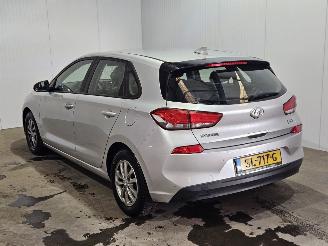 Hyundai I-30 1.6 CRDi 16V VGT Hatchback  Diesel 1.582cc 81kW (110pk) FWD picture 1
