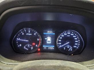 Hyundai I-30 1.6 CRDi 16V VGT Hatchback  Diesel 1.582cc 81kW (110pk) FWD picture 15