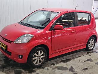 Daihatsu Sirion 1.3 16V DVVT Hatchback  Benzine 1.298cc 67kW (91pk) picture 3