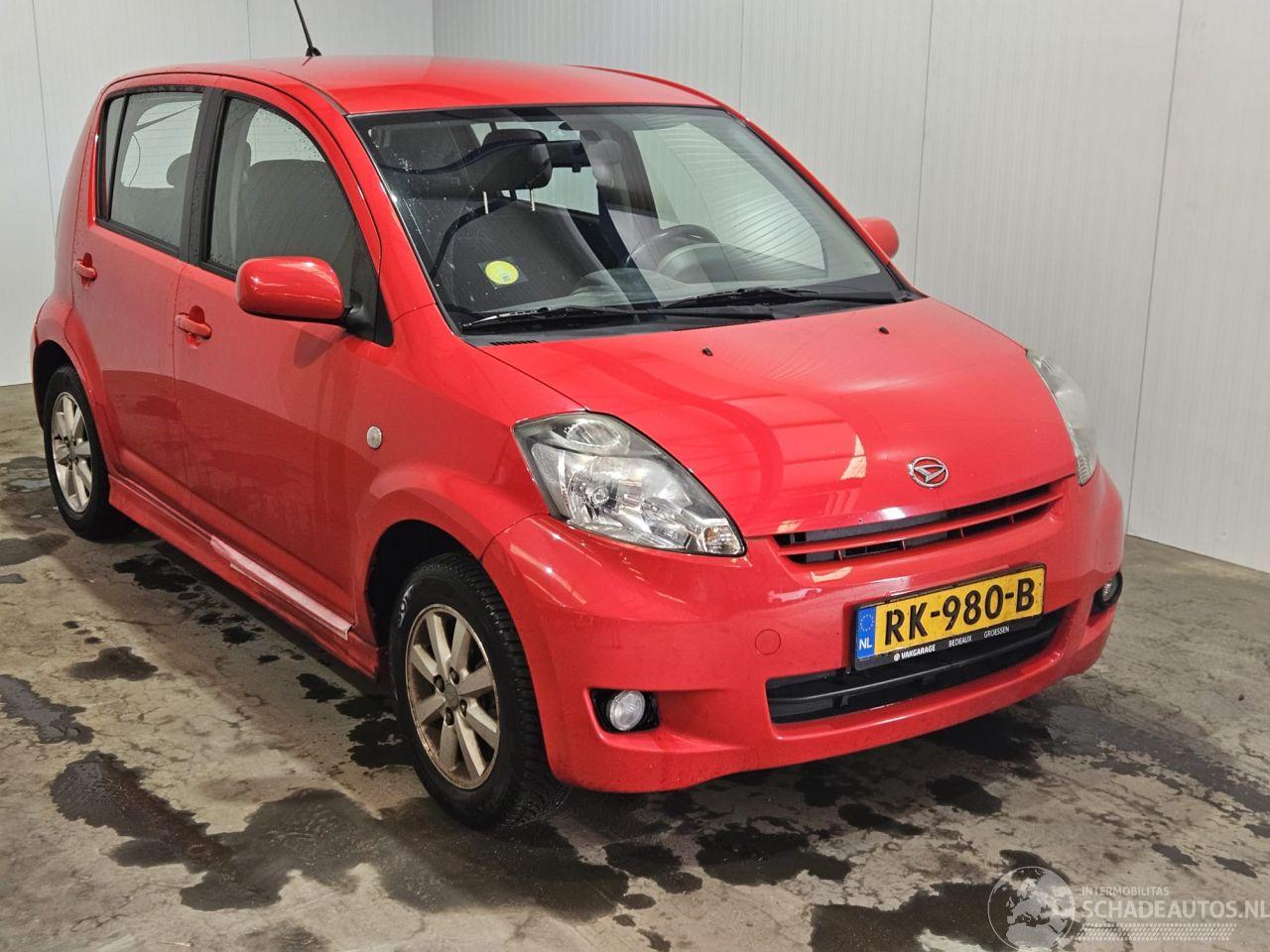Daihatsu Sirion 1.3 16V DVVT Hatchback  Benzine 1.298cc 67kW (91pk)