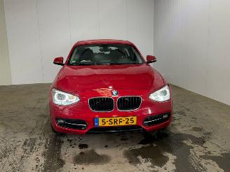 BMW 1-serie 116i 1.6 16V Hatchback 4Dr Benzine 1.598cc 100kW (136pk) RWD picture 8